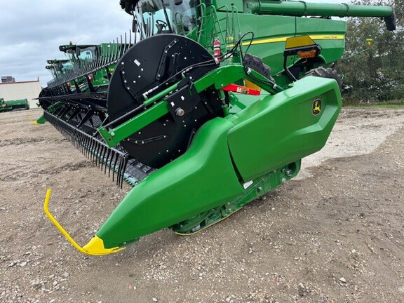 2024 John Deere RD40F Header Combine