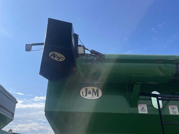 J&M 875 Grain Cart