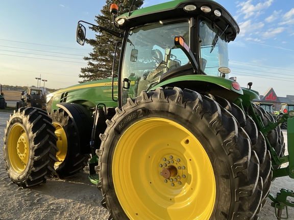 2019 John Deere 8370R Tractor