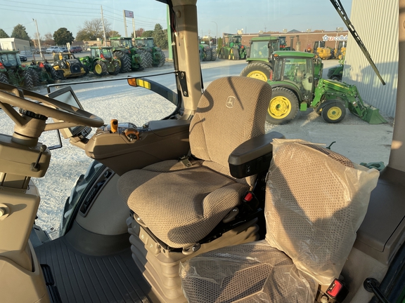 2019 John Deere 8370R Tractor