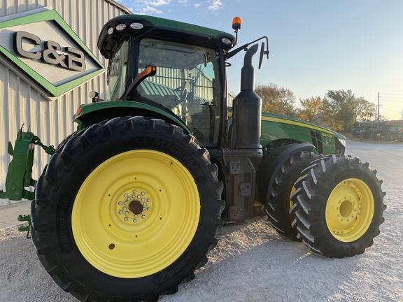 2019 John Deere 8370R Tractor