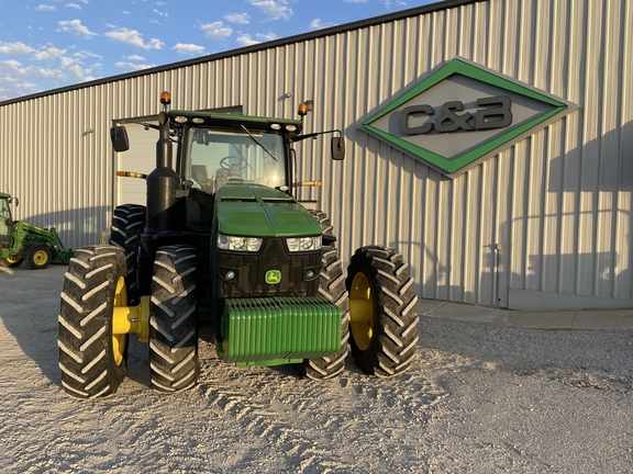 2019 John Deere 8370R Tractor