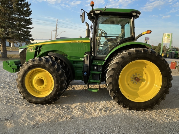 2019 John Deere 8370R Tractor