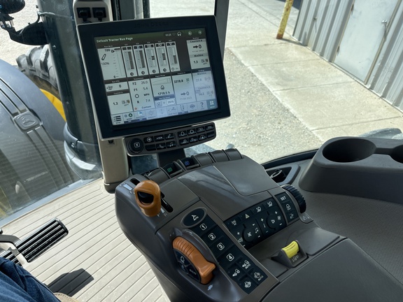 2019 John Deere 8370R Tractor