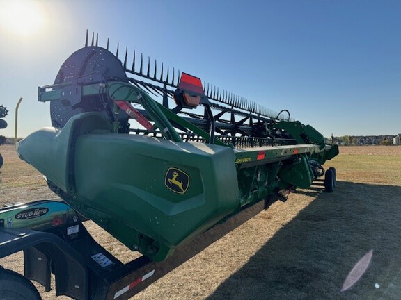 2022 John Deere RD40F Header Combine