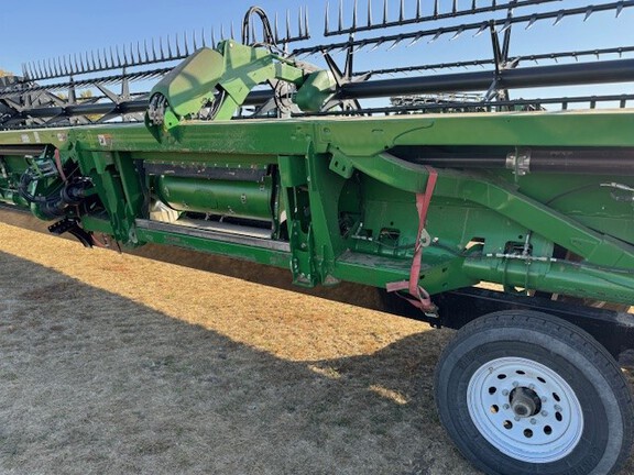 2022 John Deere RD40F Header Combine