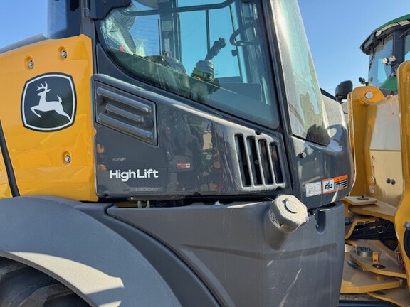 2024 John Deere 324 P Compact Utility Loader