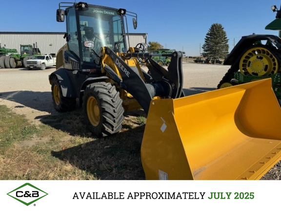 John Deere 324 P Compact Utility Loader