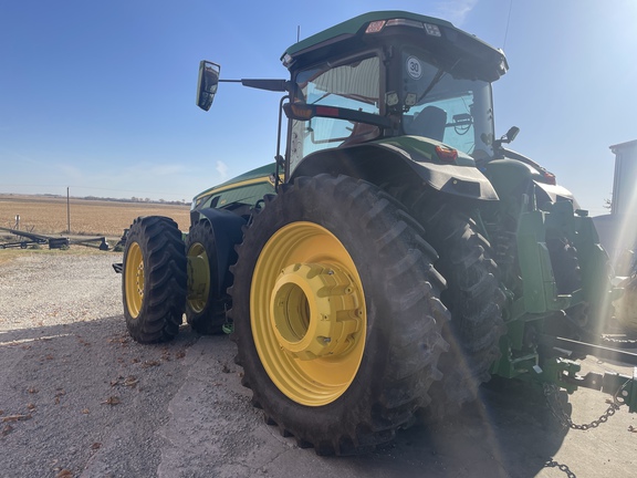 2022 John Deere 8R 410 Tractor