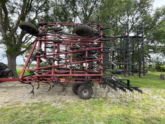 2012 Case IH 200 Field Cultivator