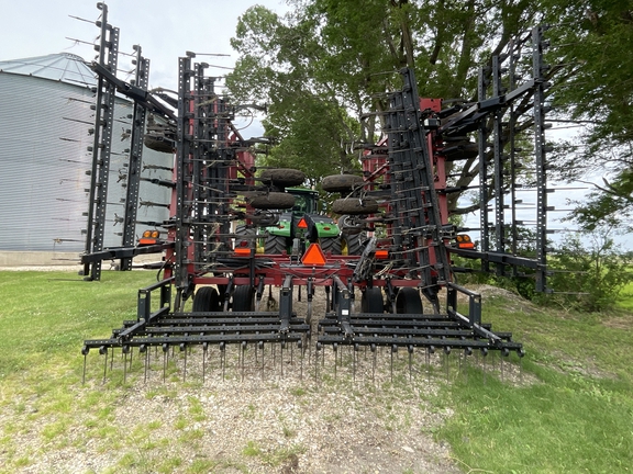 2012 Case IH 200 Field Cultivator