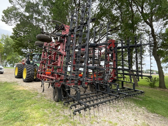 2012 Case IH 200 Field Cultivator