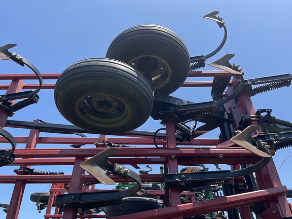 2012 Case IH 200 Field Cultivator