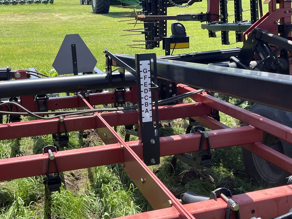 2012 Case IH 200 Field Cultivator