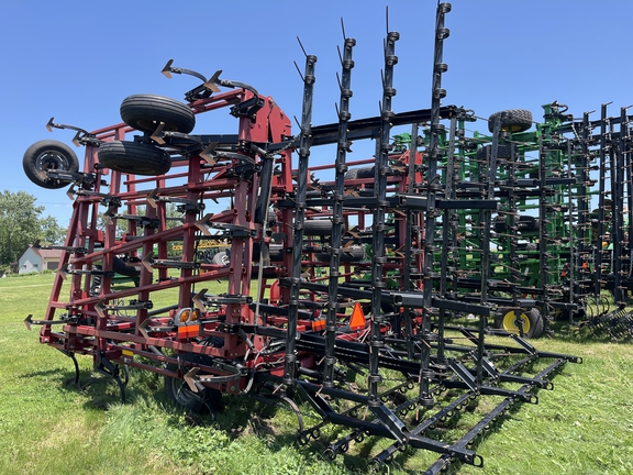 2012 Case IH 200 Field Cultivator