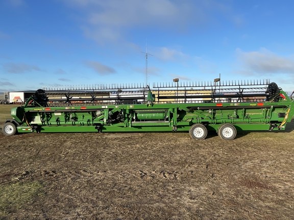 2023 John Deere RD40F Header Combine