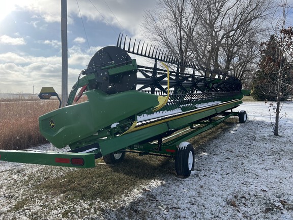 2024 John Deere RD40F Header Combine