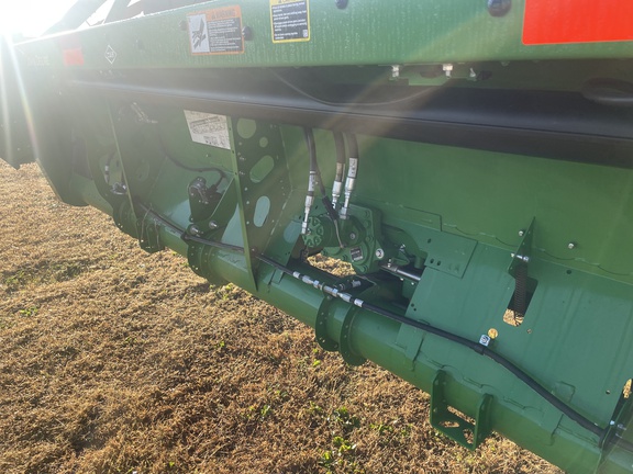 2024 John Deere RD40F Header Combine