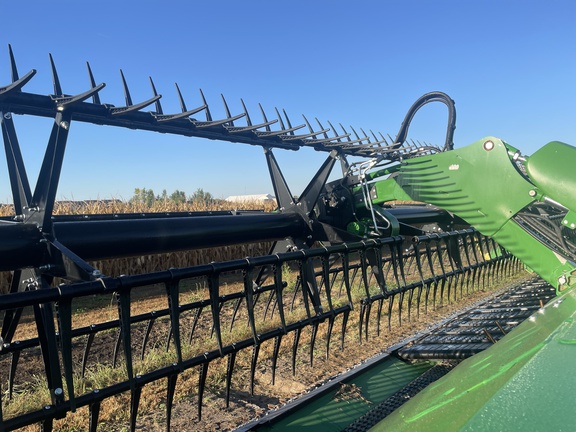 2024 John Deere RD40F Header Combine