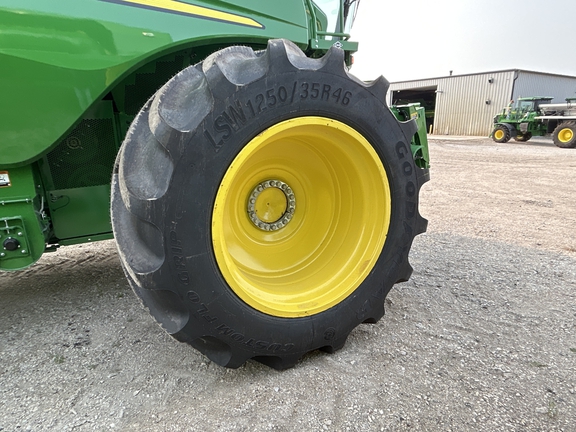 2024 John Deere S790 Combine