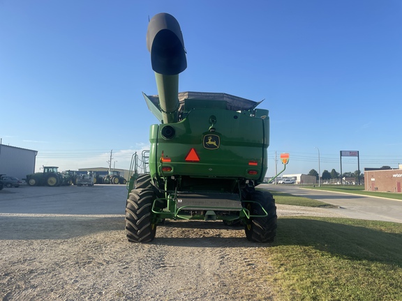 2024 John Deere S790 Combine