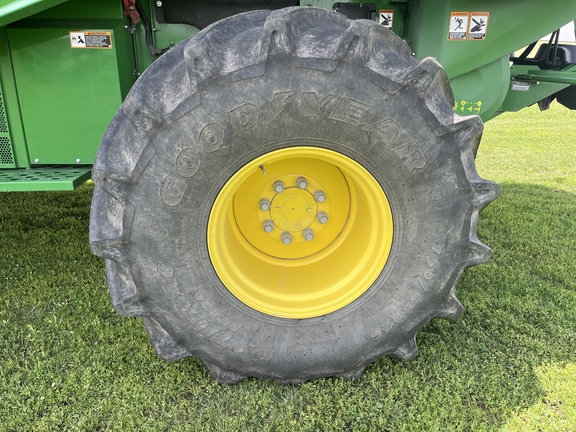 2021 John Deere S780 Combine