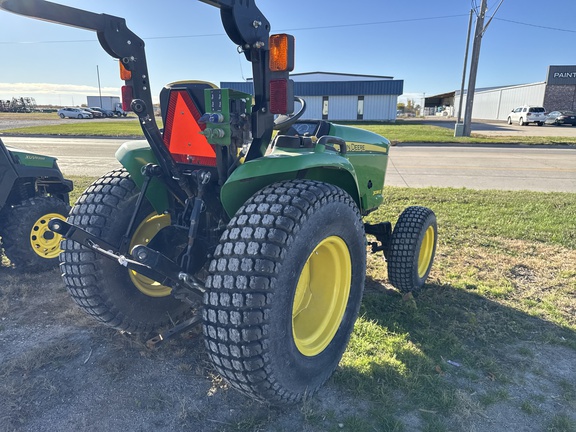 2016 John Deere 3038E Tractor Compact