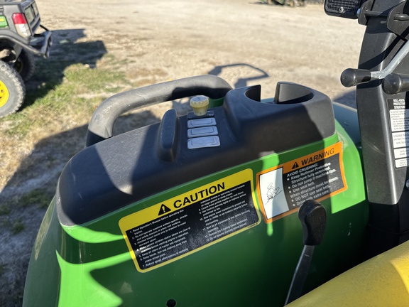 2016 John Deere 3038E Tractor Compact