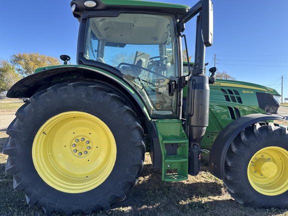 2018 John Deere 6120R Tractor