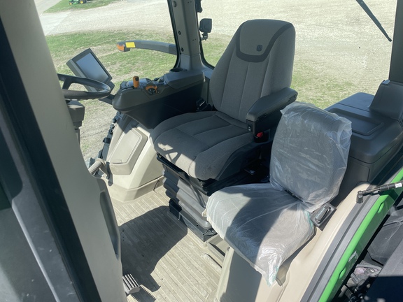 2022 John Deere 8RT 370 Tractor Rubber Track