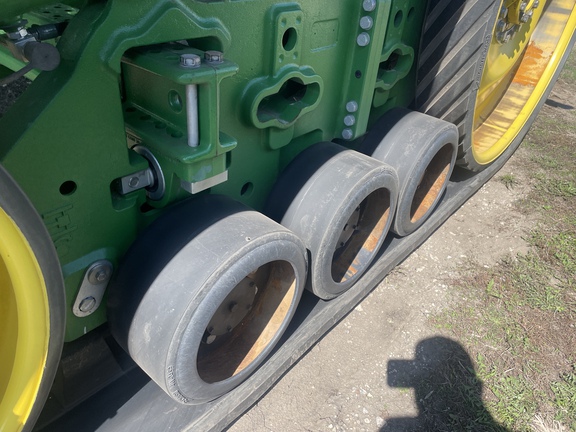 2022 John Deere 8RT 370 Tractor Rubber Track