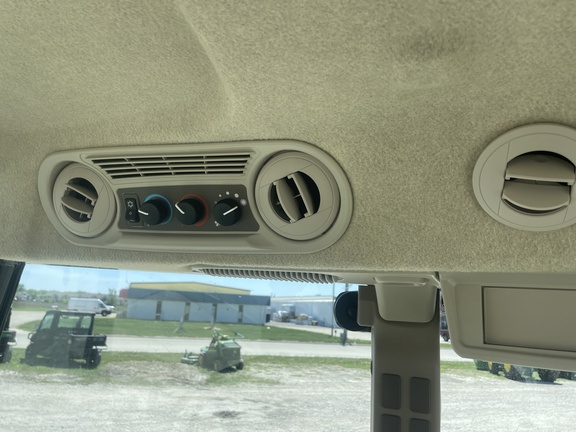 2020 John Deere 5055E Tractor