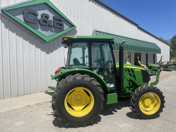2020 John Deere 5055E Tractor