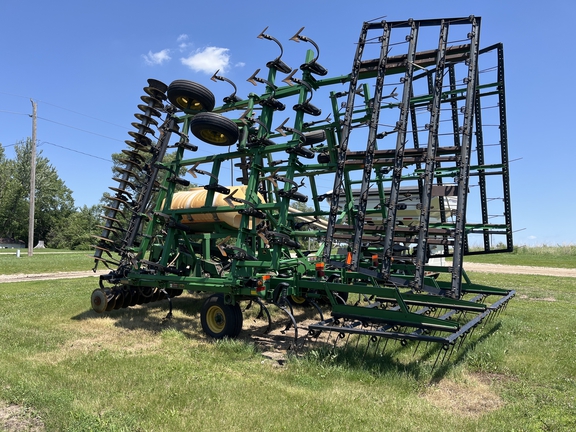 2003 John Deere 726 Mulch Finisher