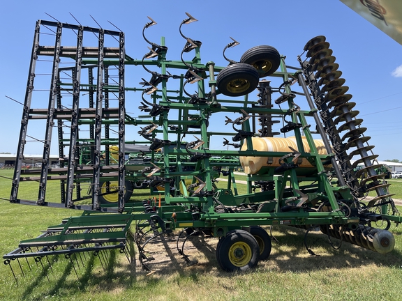 2003 John Deere 726 Mulch Finisher