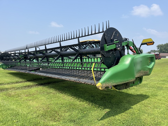 2023 John Deere RD45F Header Combine