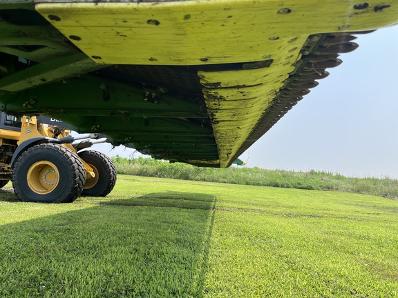 2023 John Deere RD45F Header Combine