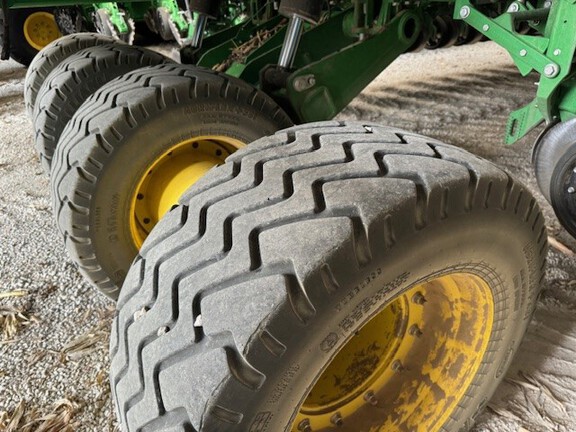 2023 John Deere DB60 Planter