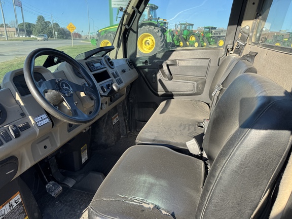 2021 John Deere XUV 835R ATV