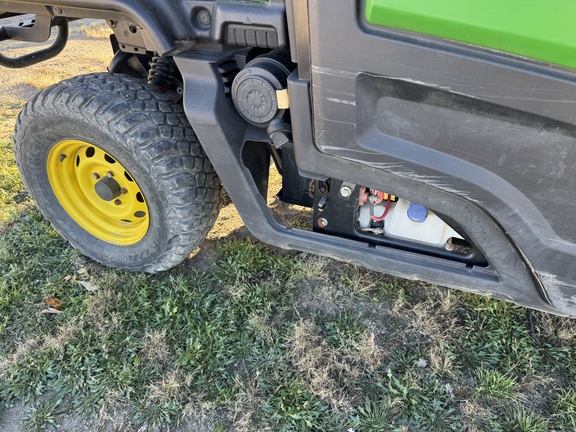 2021 John Deere XUV 835R ATV