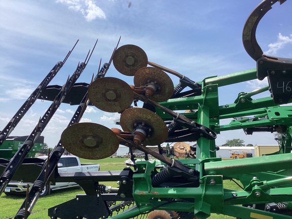 2021 John Deere 2730 Disk Ripper