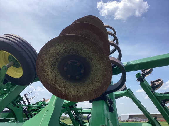 2021 John Deere 2730 Disk Ripper