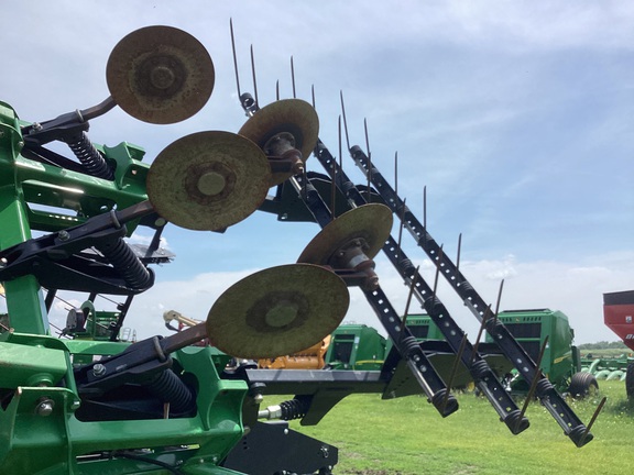 2021 John Deere 2730 Disk Ripper