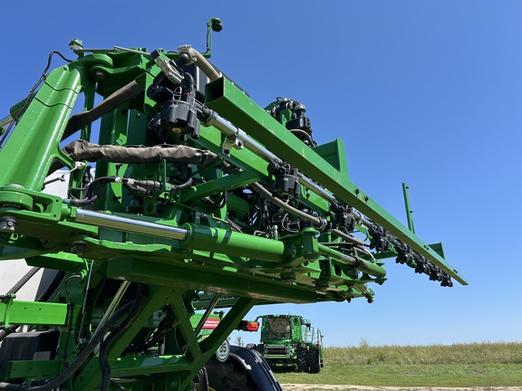 2025 John Deere 616R Sprayer/High Clearance