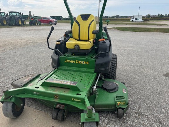 2022 John Deere Z997R Mower/Zero Turn