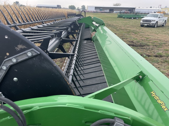 2017 John Deere 645FD Header Combine