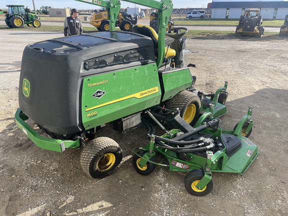 2023 John Deere 1600 Series III Mower/Front Deck
