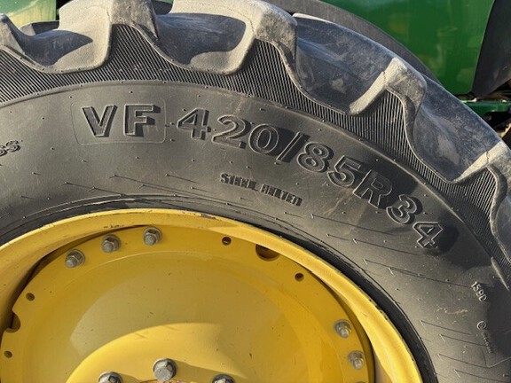 2011 John Deere 8360R Tractor