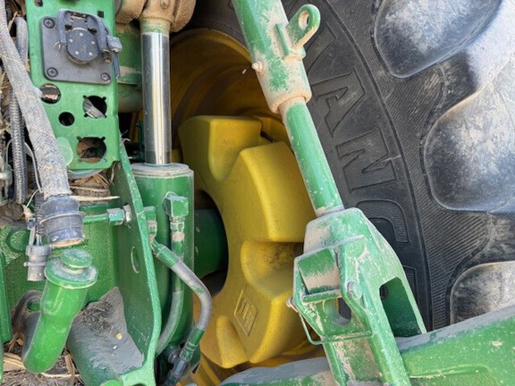 2011 John Deere 8360R Tractor
