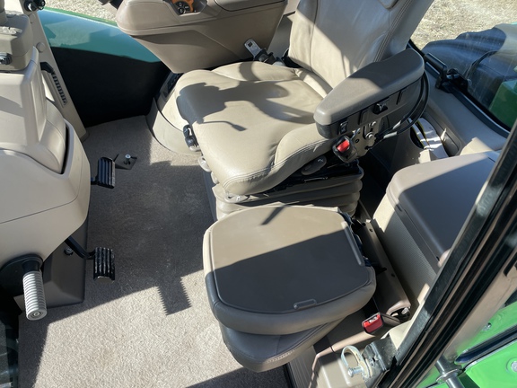 2021 John Deere 9570RX Tractor Rubber Track